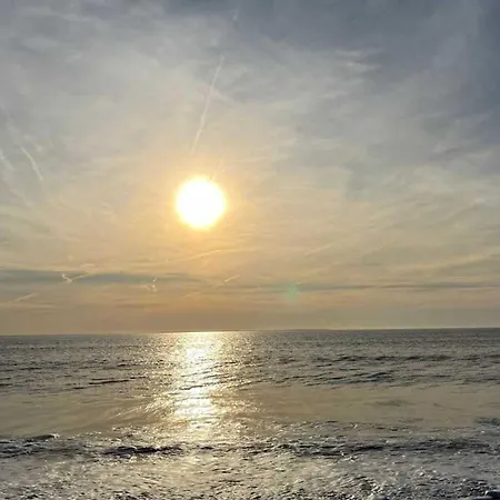 Jolie Maison Récente Pour 6 Pers Près De La - Fr-1-476-224 *